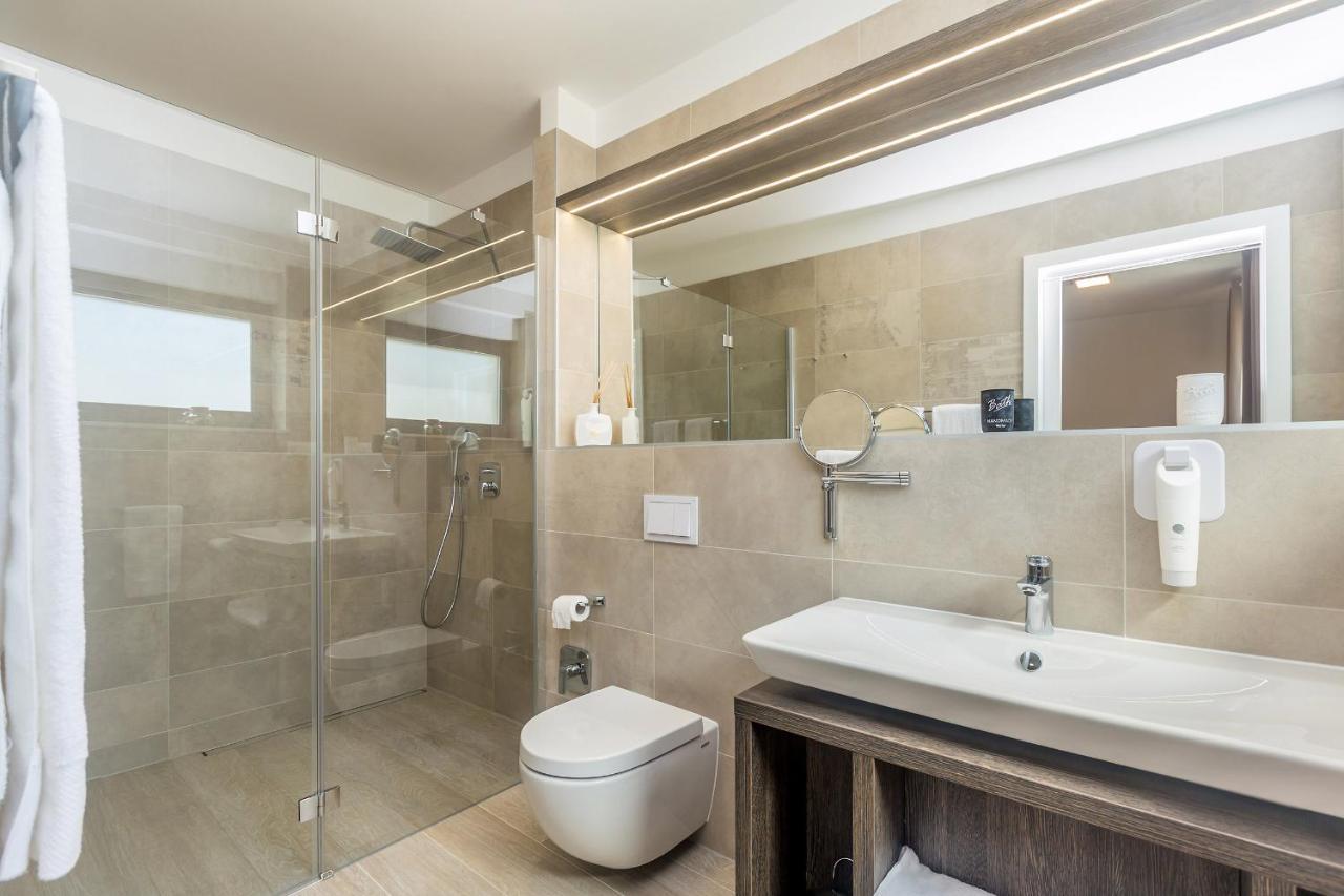 מאלינסקה Villa Poseidon Rova By El-Pi Tours מראה חיצוני תמונה
